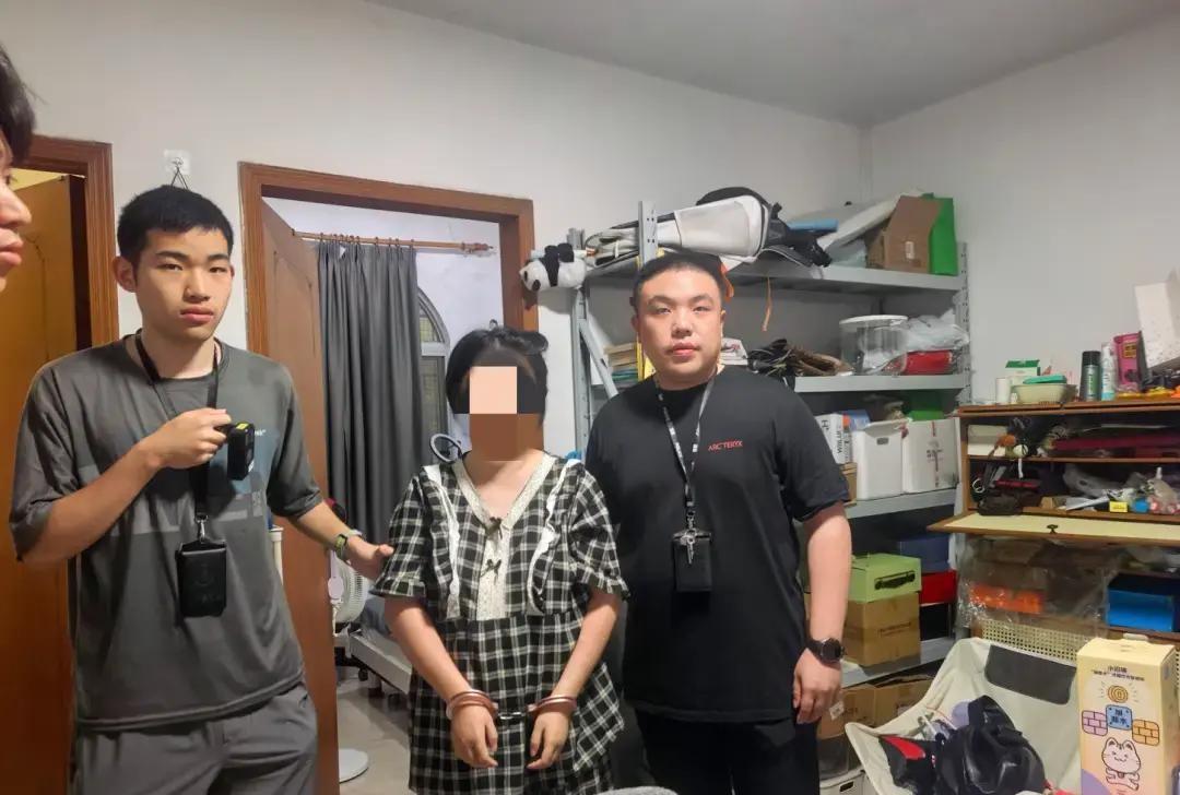 微信明星黑料,_明星被黑什么意思_黑明星违法吗